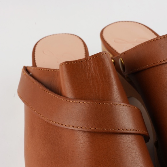 J.CREW Size 9 Convertible Leather Clogs in Rich Oak - Picture 4 of 9